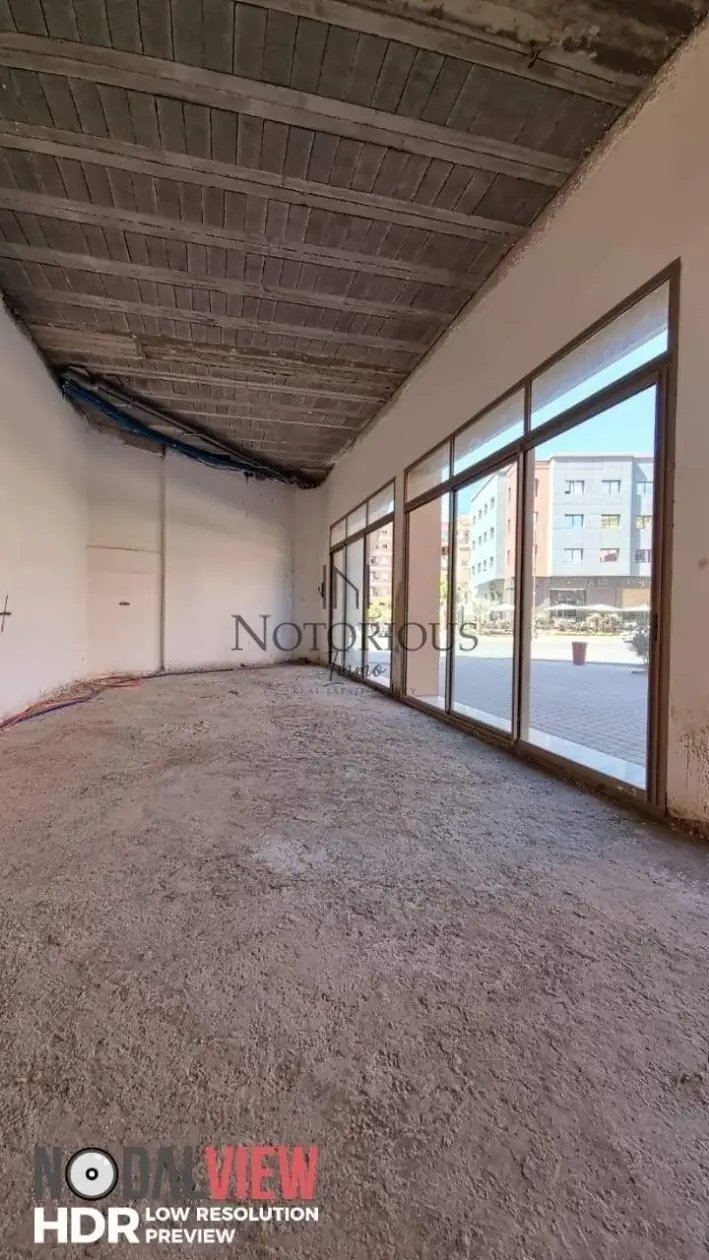 Local commercial à vendre